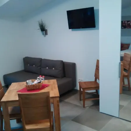 Gaestehaus Brunnerhof - 3* Айттинг