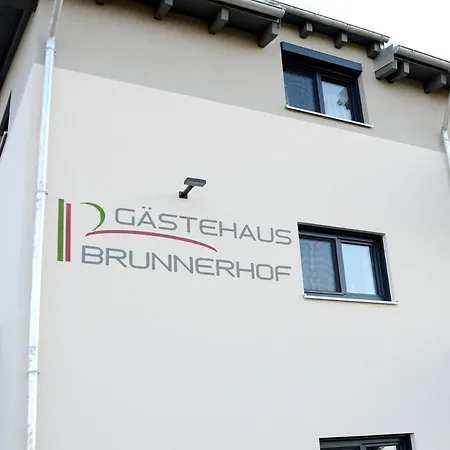 Gaestehaus Brunnerhof - 아파트호텔 3*
