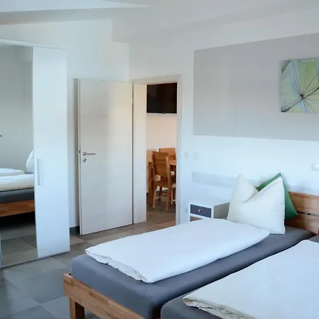 Gaestehaus Brunnerhof - Apartahotel 3*